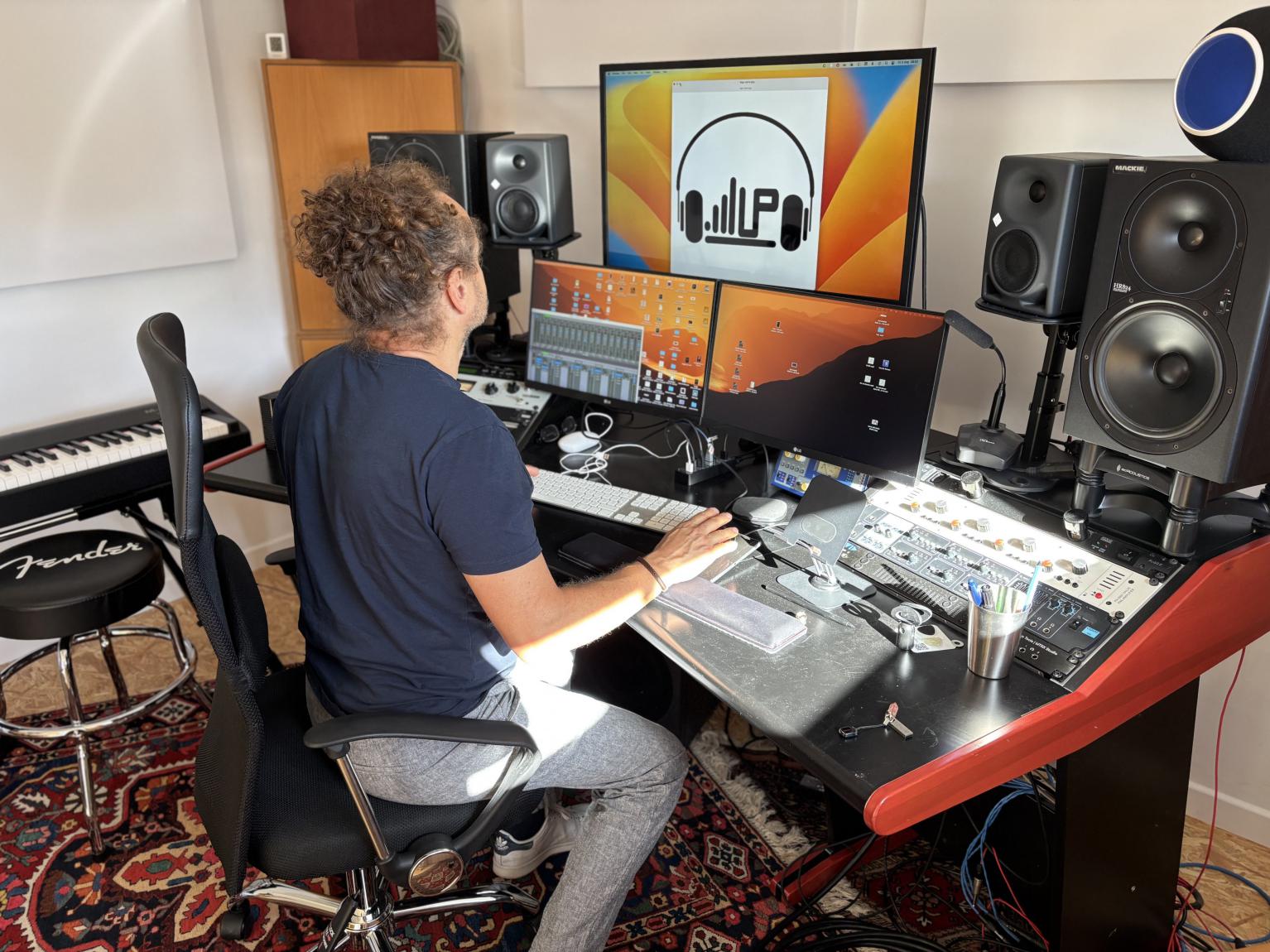Eric Abraham Studio UP 